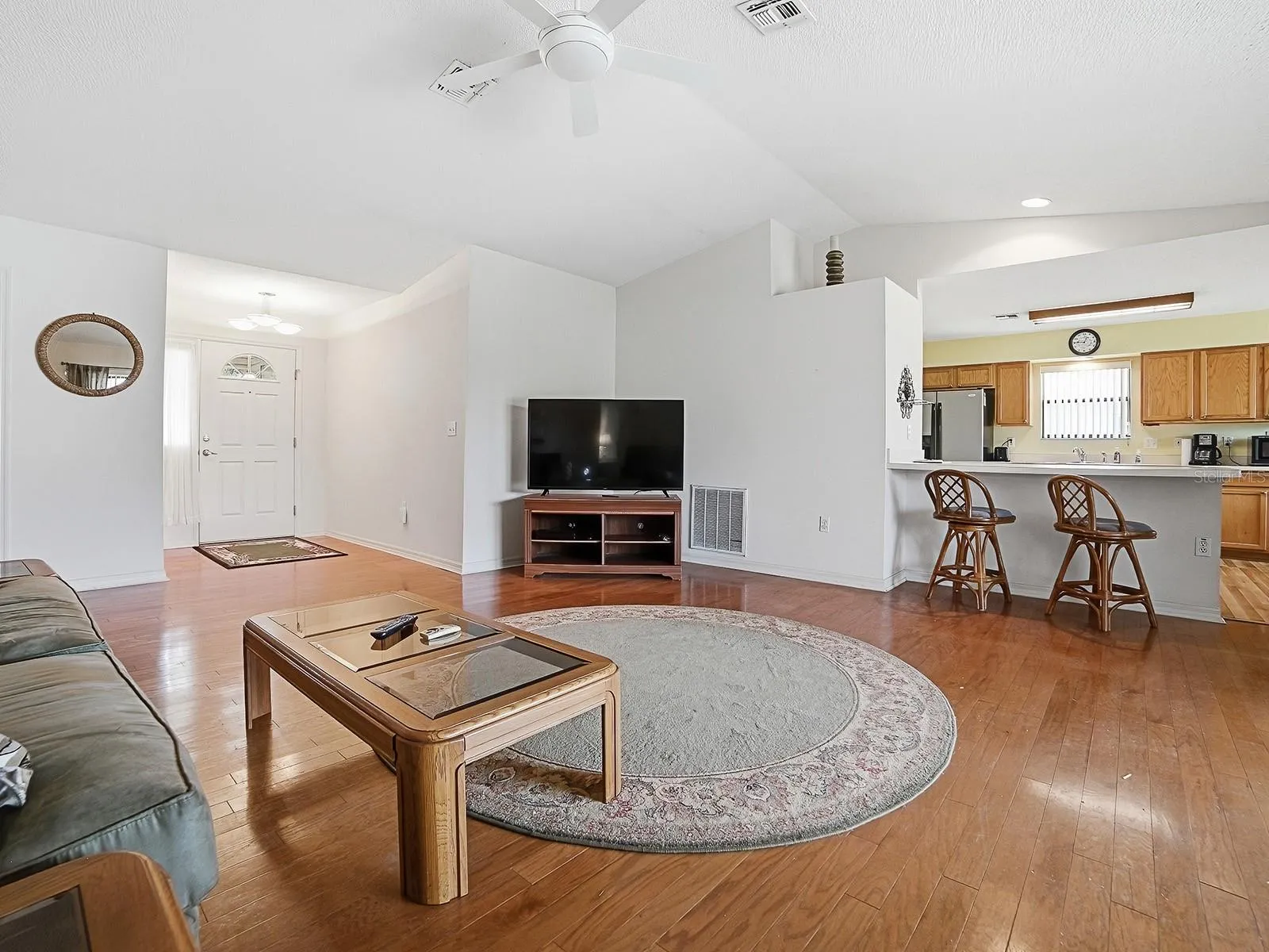 OPEN TO THE KITCHEN