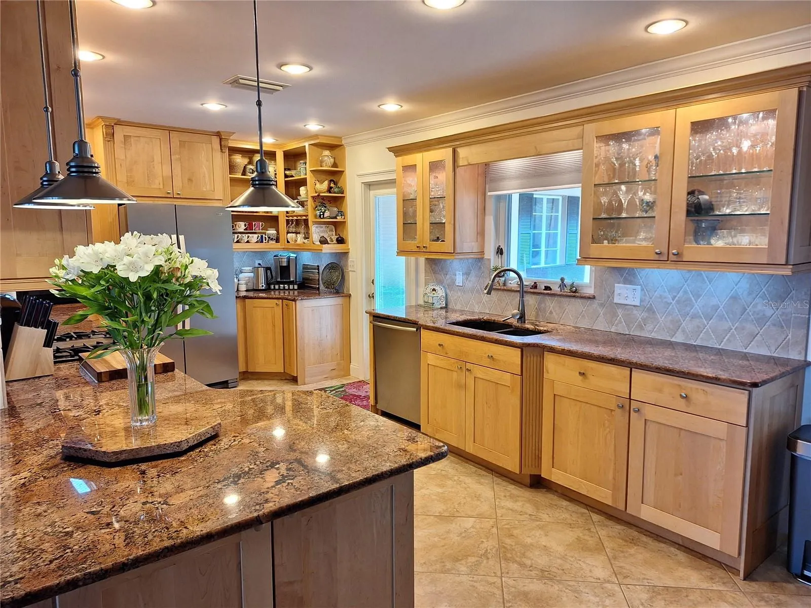 Enter into kitchen.