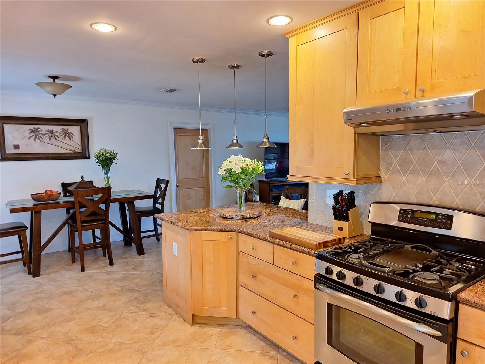 Kitchen to Dining.