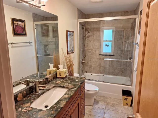 Bathroom 2.