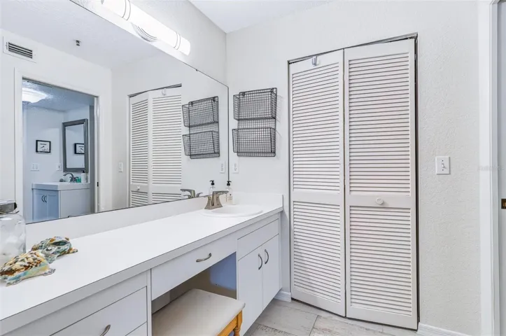 vanity area off bedroom