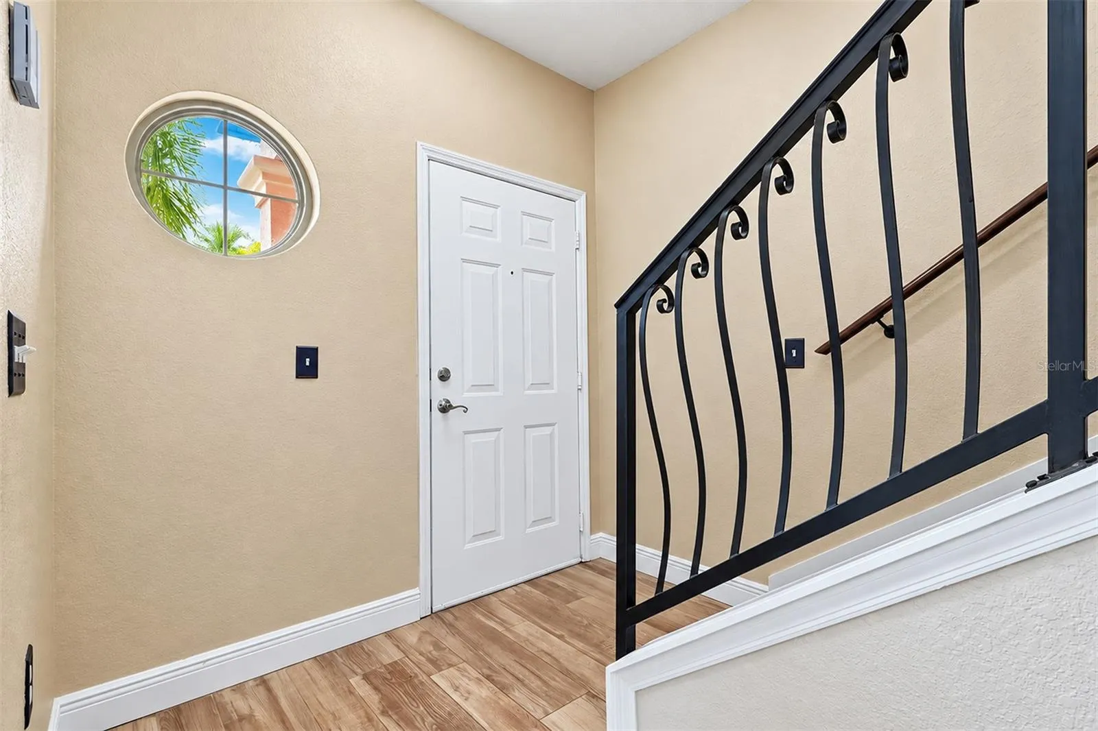 Front entry hall