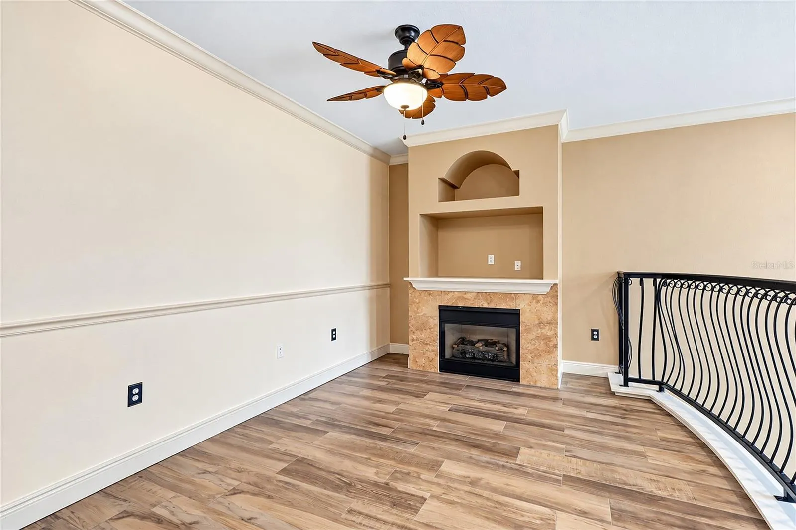 Loft gas fireplace and TV entertainment built-in