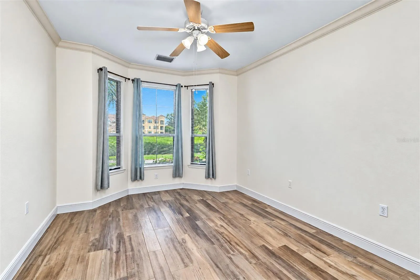 First floor bedroom with bay window