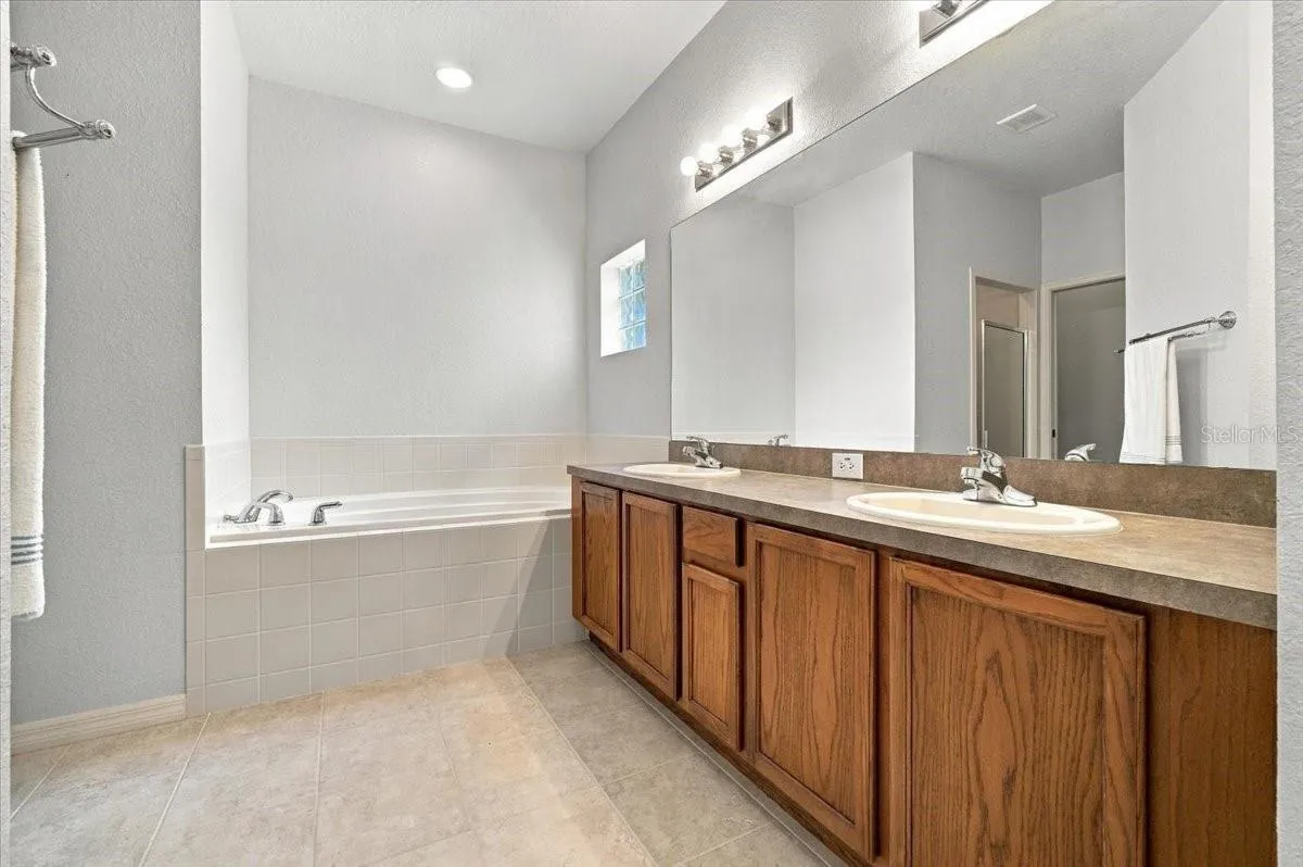 Primary bath