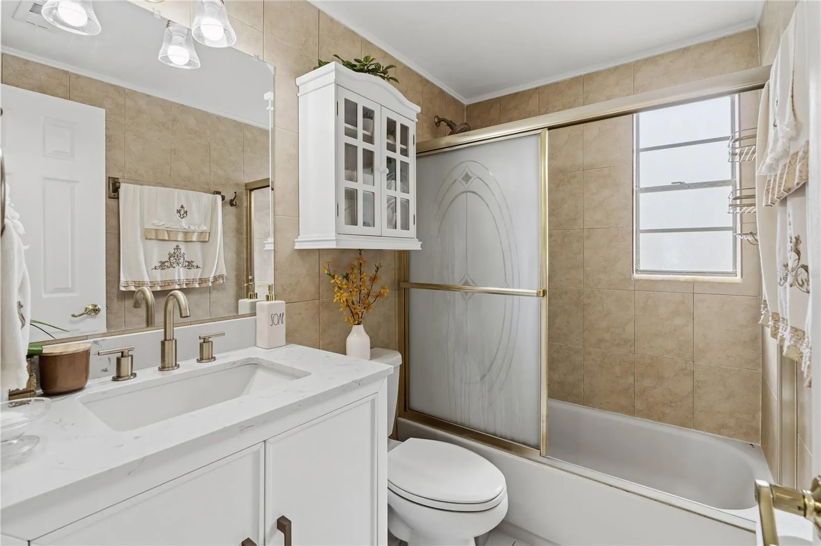 2nd Bathroom