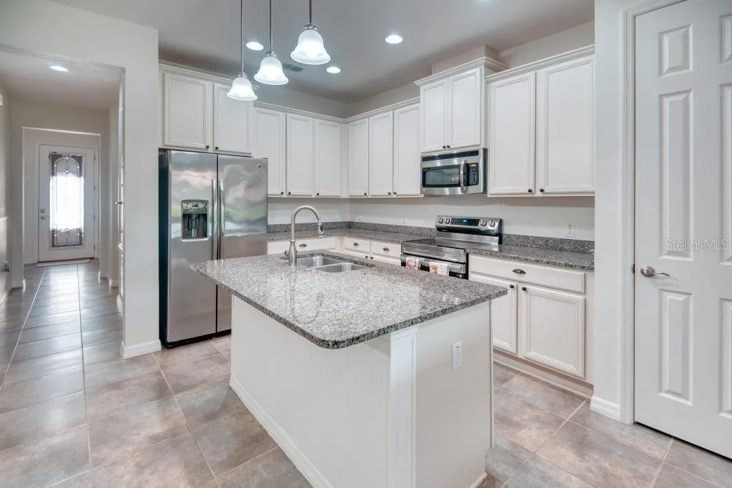 Foyer &amp; Kitchen View