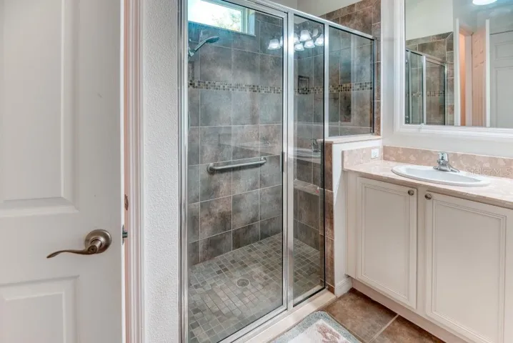 PRIMARY WALK-IN Tiled Shower