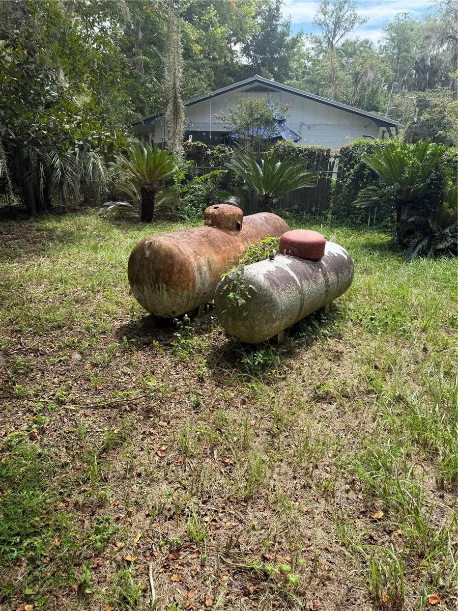 propane tanks