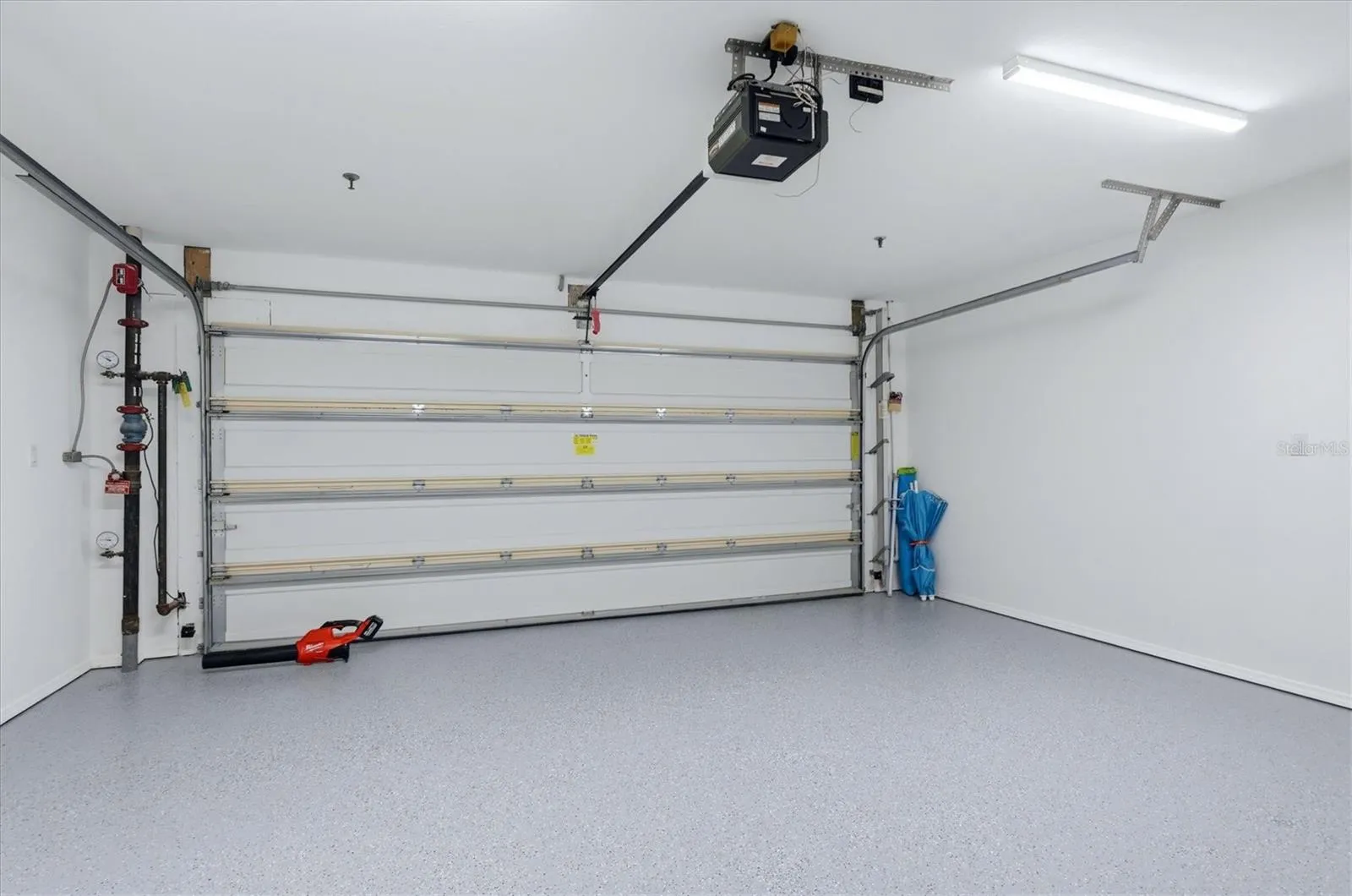 2 Car Garage with new epoxy floor