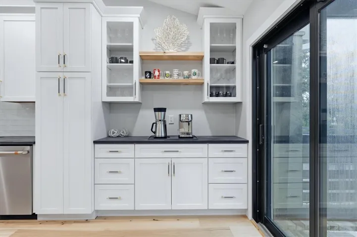 Coffe bar built in to kitchen