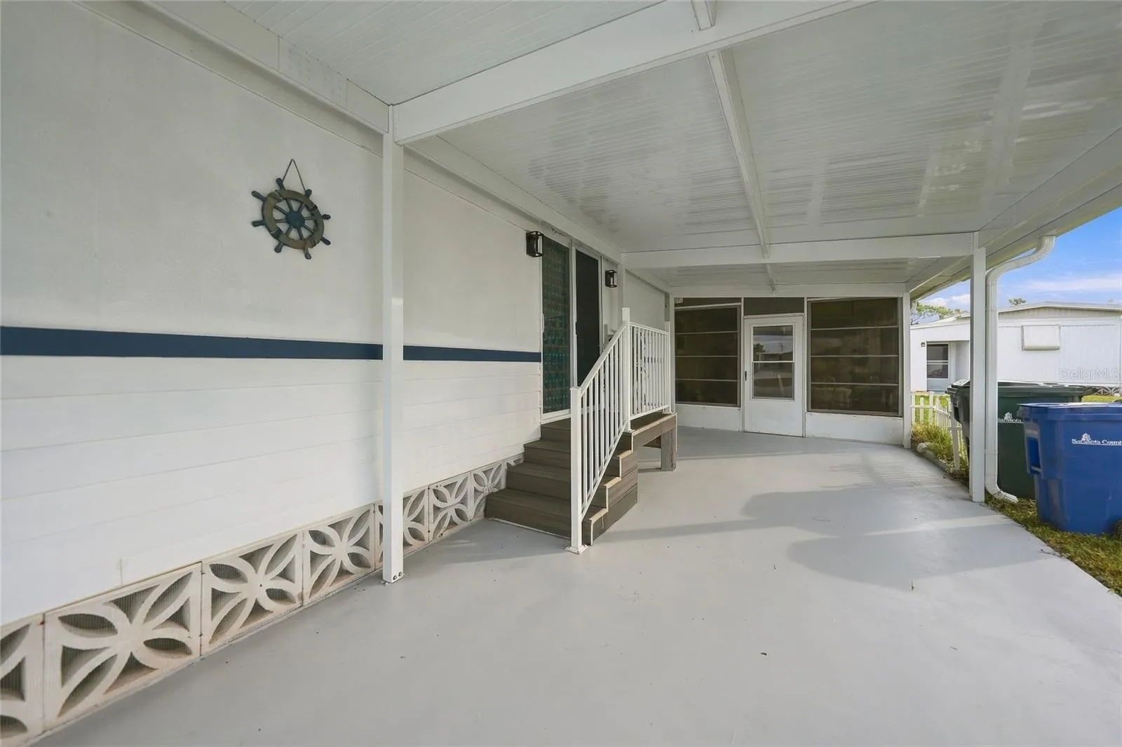 Carport