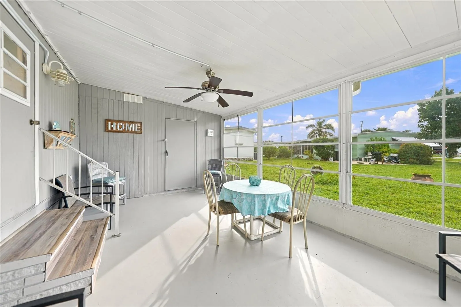 Scrreened in Lanai