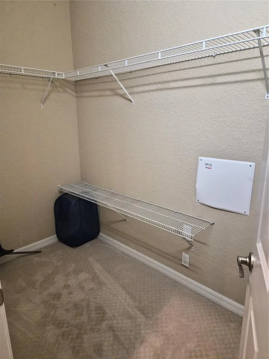 walk in closet