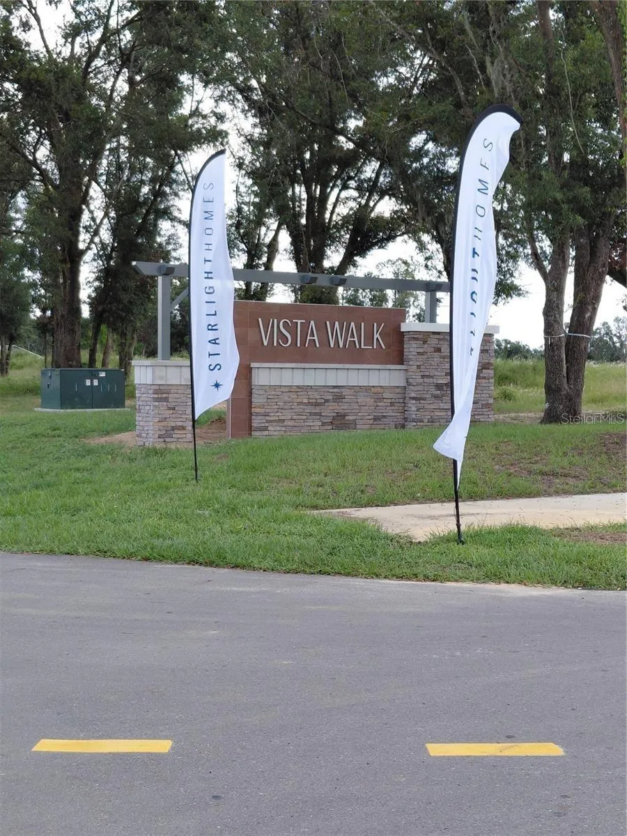 Townhome subdivision sign
