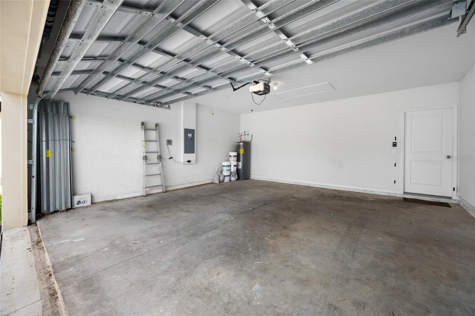 2 Car Garage