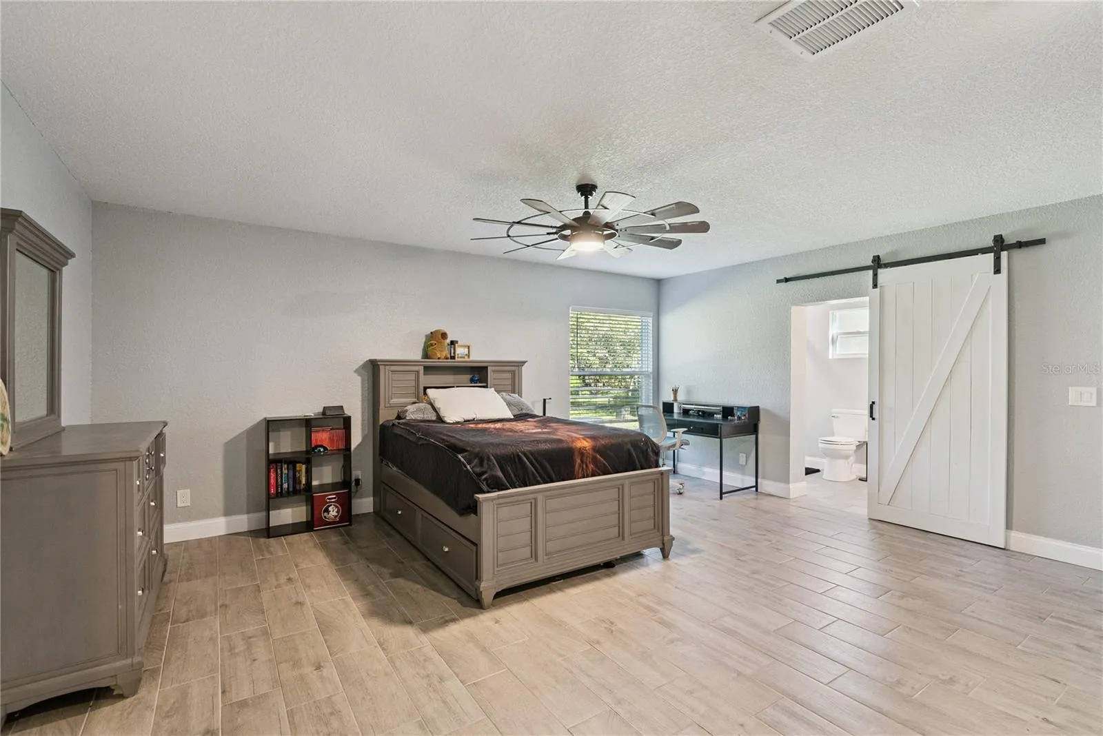 Mother-in-law suite