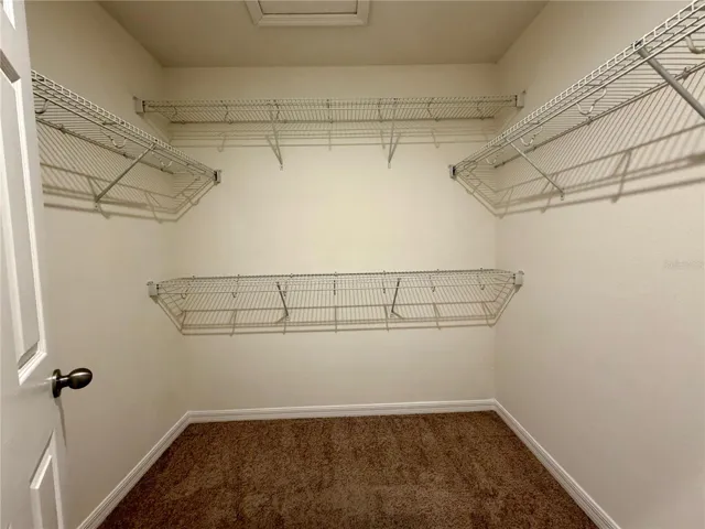 Walk in closet