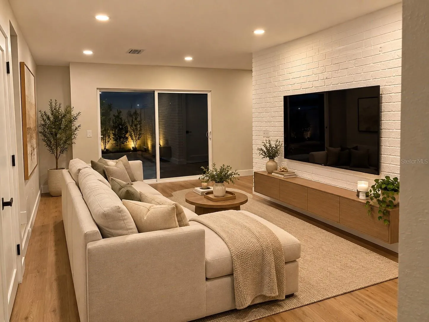 Second living room