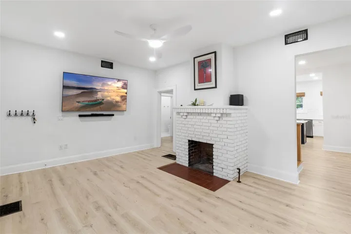Wood buring Fireplace!