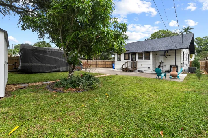 Spacious backyard! Room to entertain!