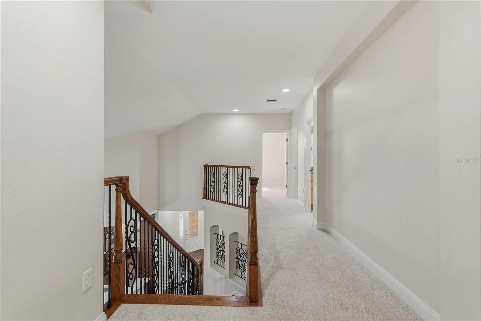 2nd Floor Hall Way