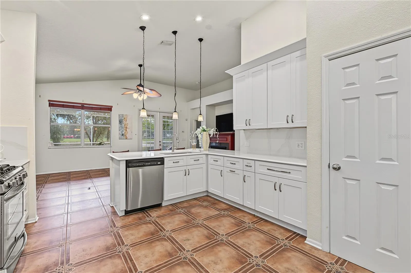 Recently updated Kitchen Cabinets and Appliances, Inset lights and drop down lights, pot drawers, soft close and more.