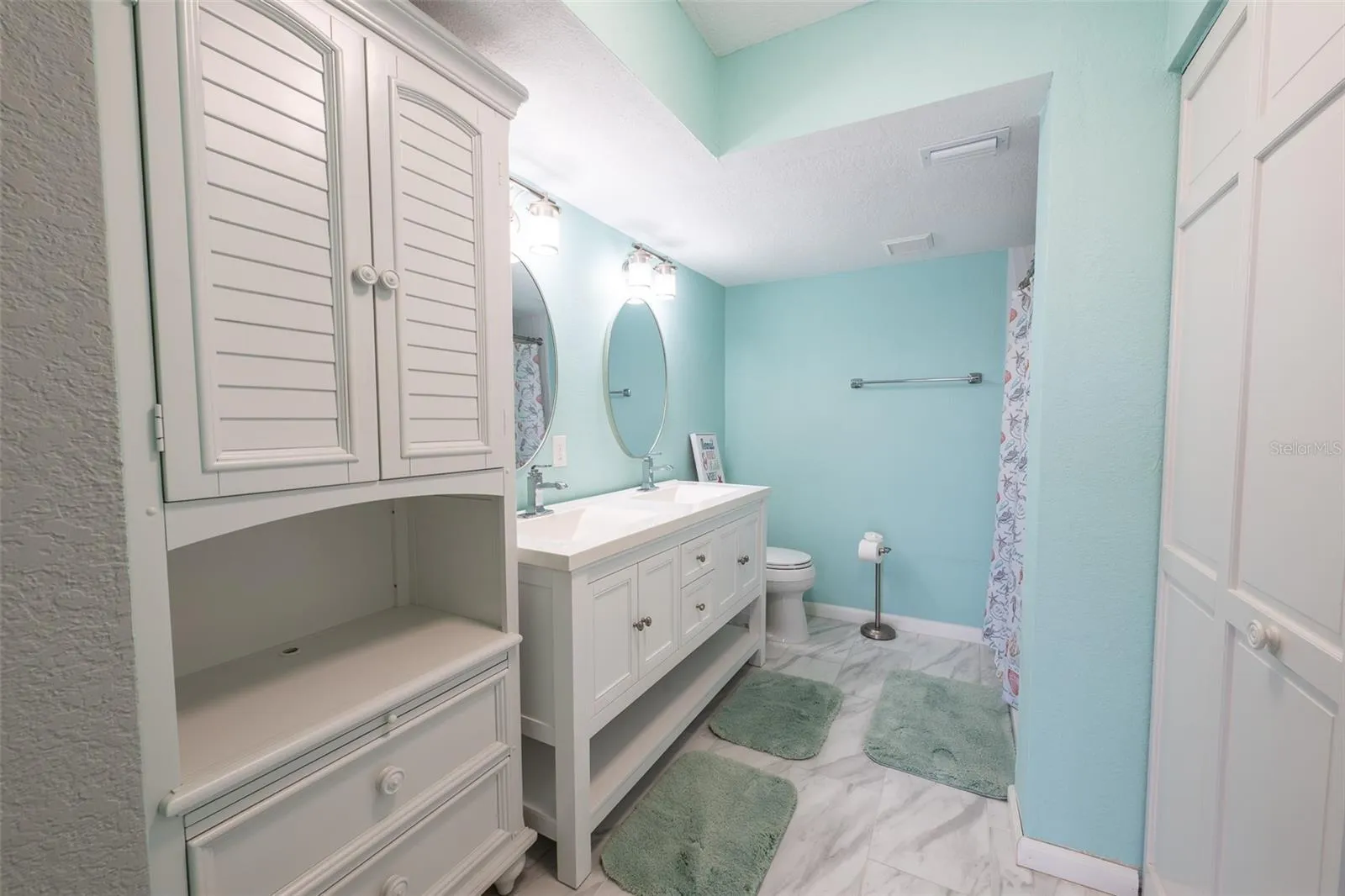 Primary en suite
