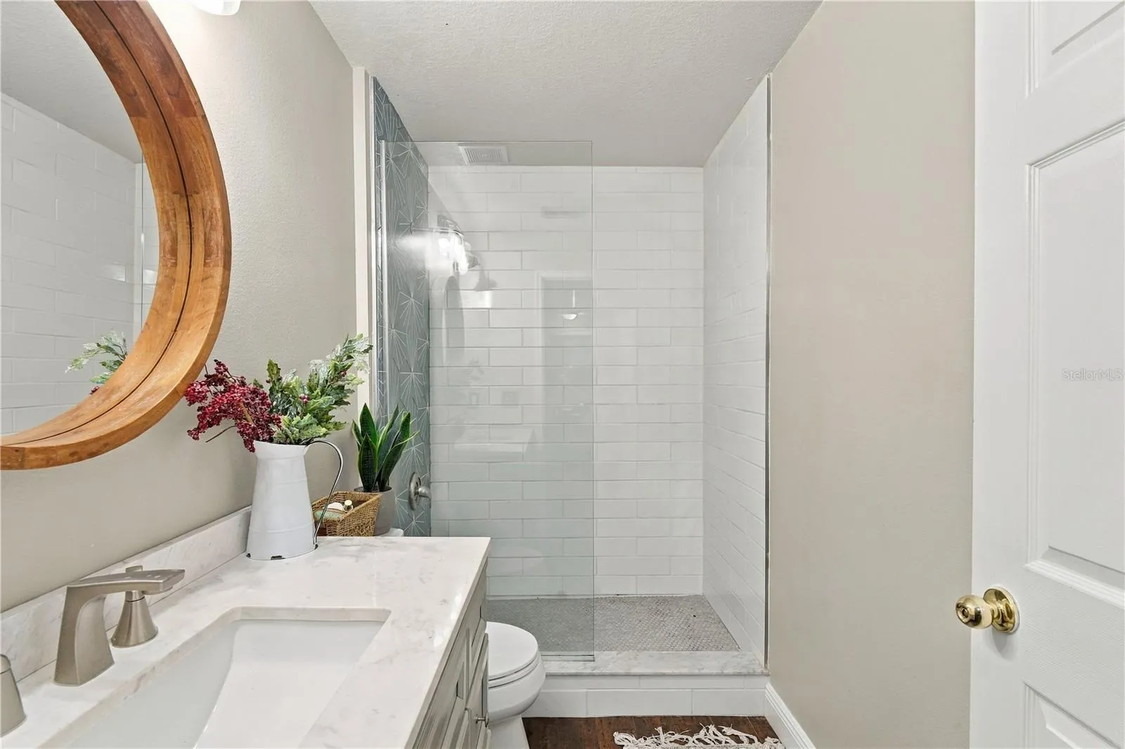 Hall bath