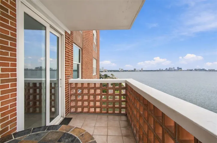 Bayshore Views