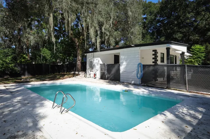 pool
