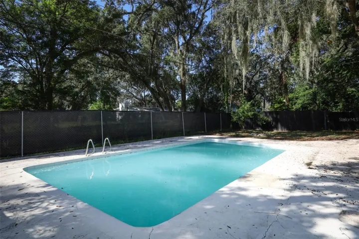 pool