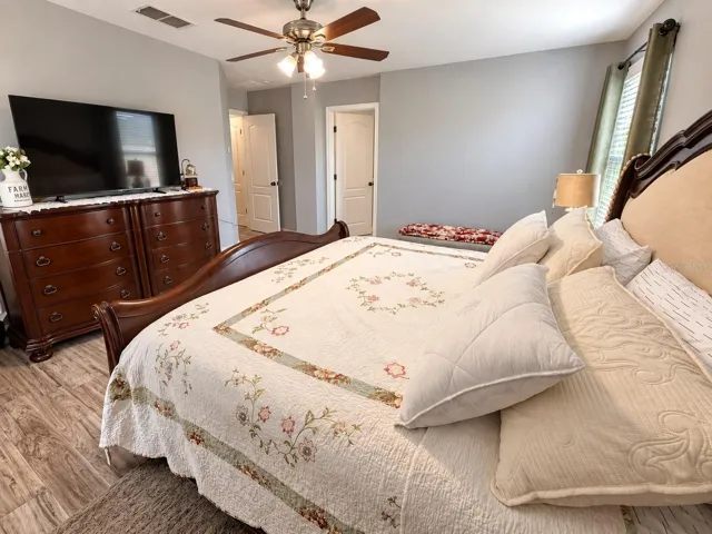 Spacious primary bedroom.