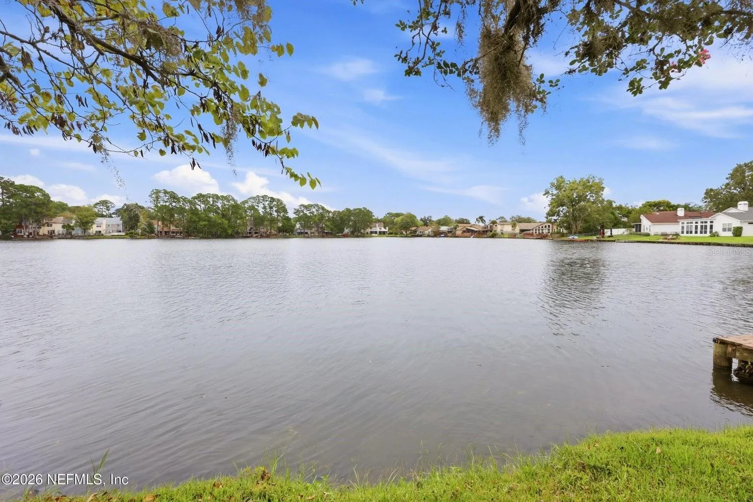 Lakefront Living