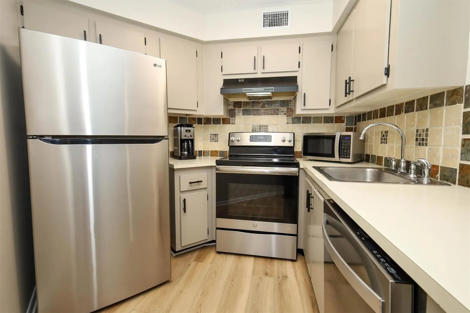Kitchen with Stainless Applliances