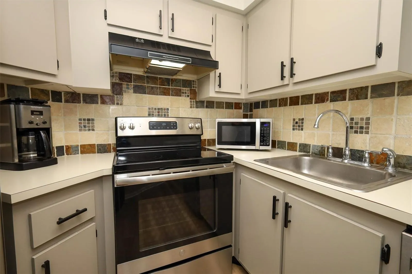 Kitchen with Stainless Applliances