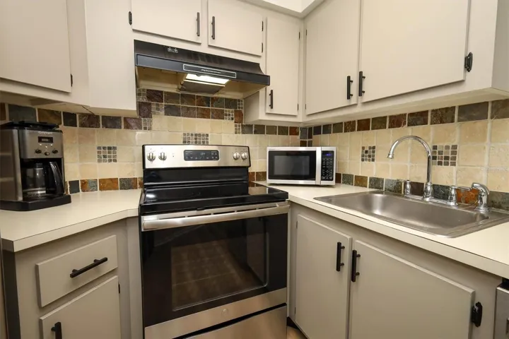 Kitchen with Stainless Applliances