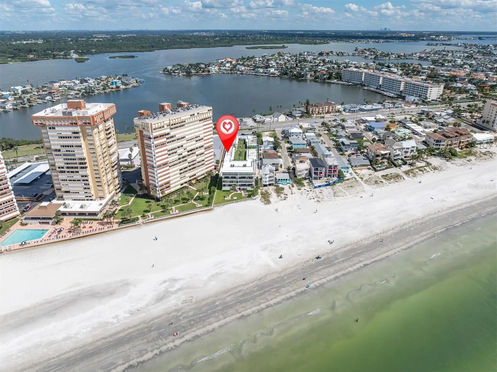 Life is more relaxed when the beach is just steps away!