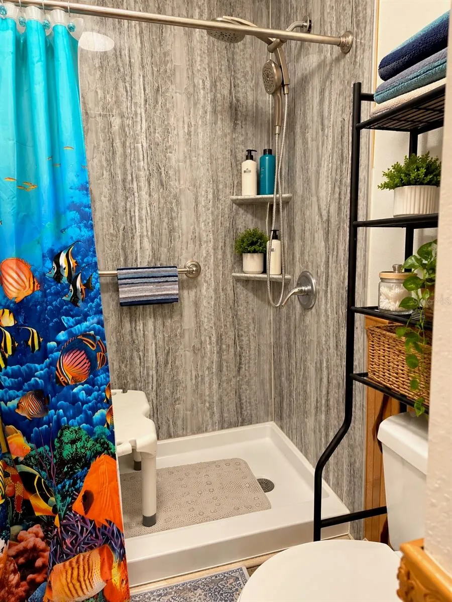 Main house Bath