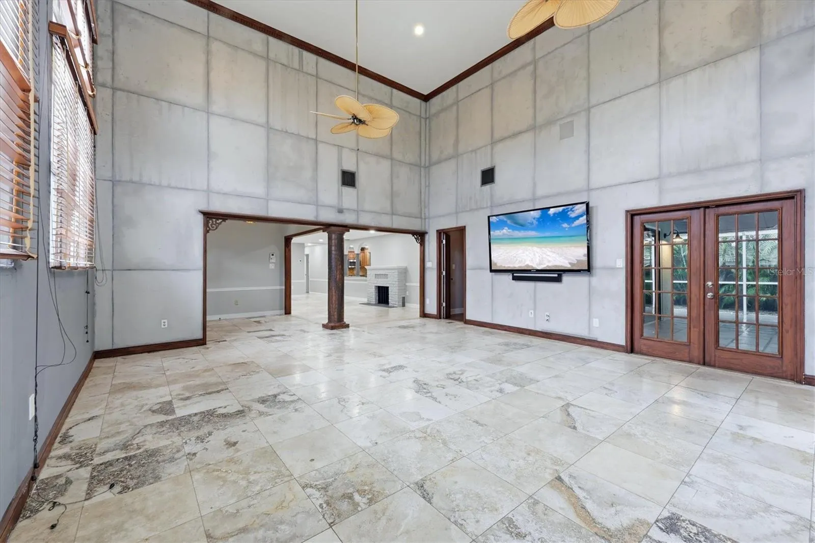 Living Room - French Doors to Lanai