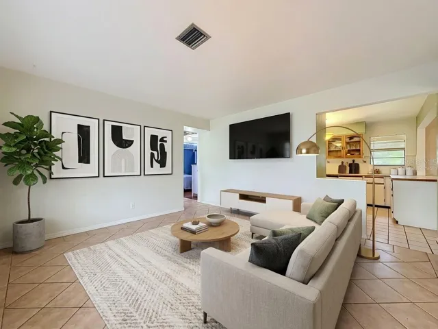 Virtually staged