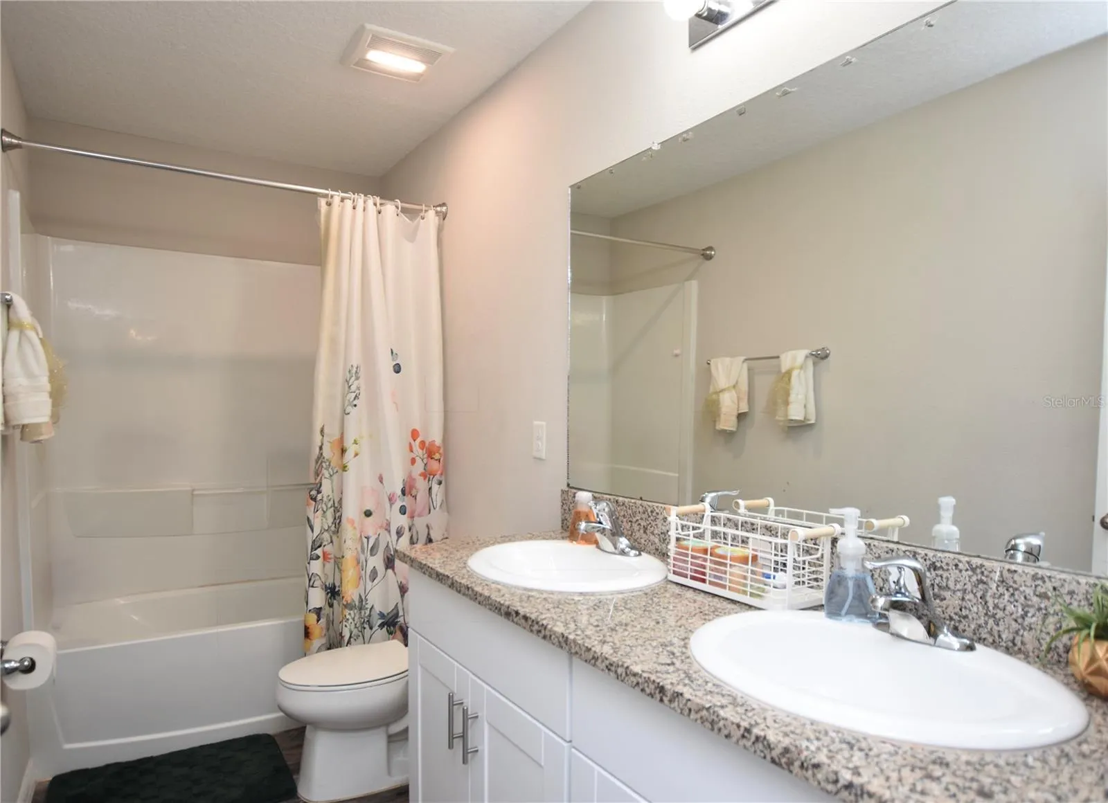 Full Bathroom 2 - Second Floor
