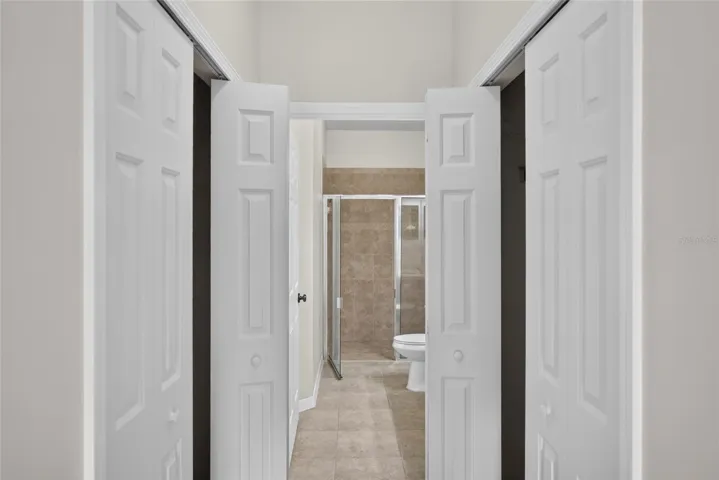 Dual closets in the primary suite