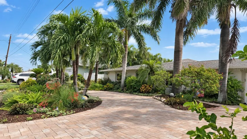 Round about Paved Driveway