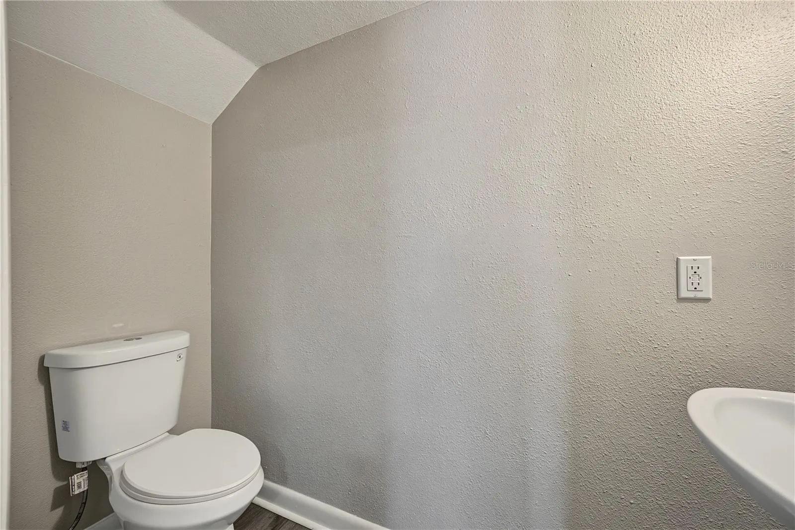 Half Bath (downstairs)