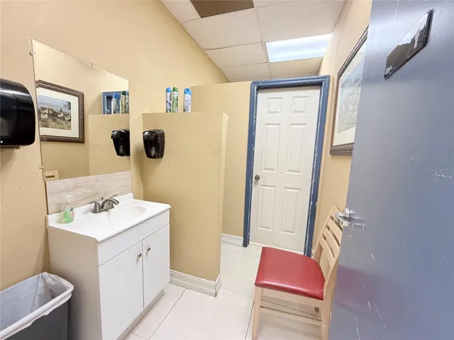 MENS RESTROOM