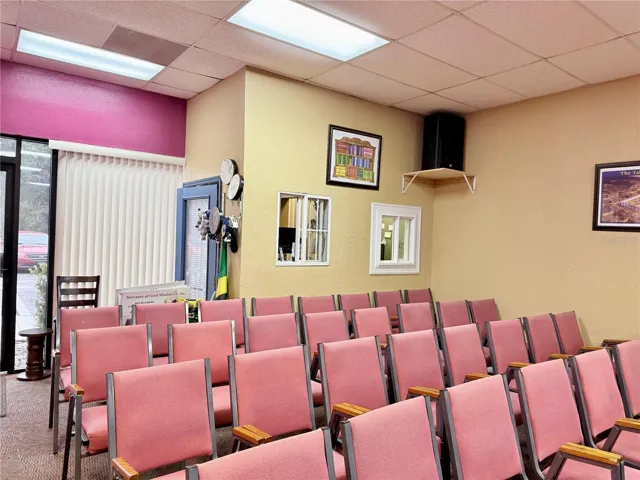 AV ROOM IN CORNER