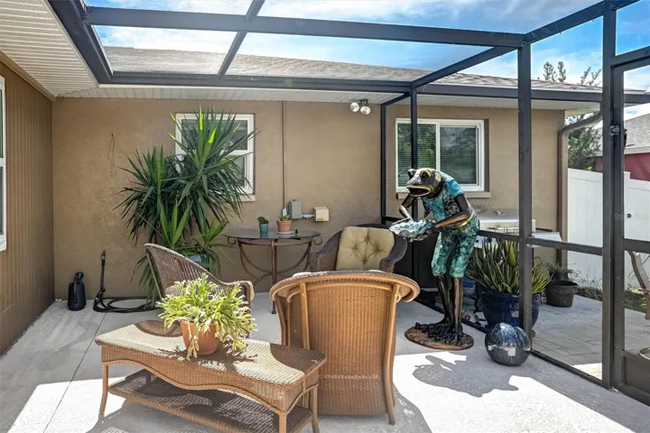 Screened Patio