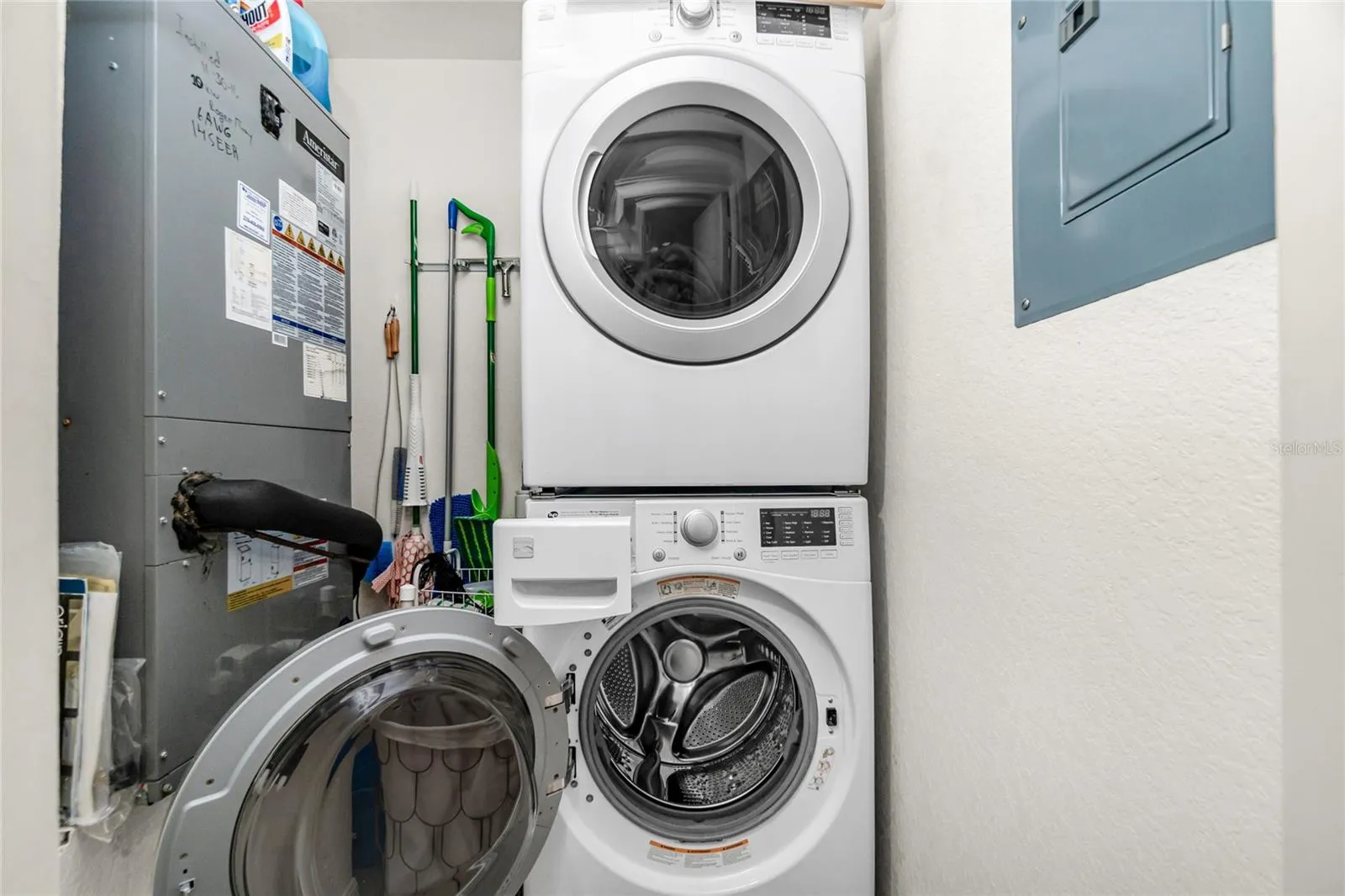 Laundry closet with stack washer/dryer