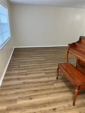New Easy Care Luxury Vinyl in Neutral tones throughout the home.